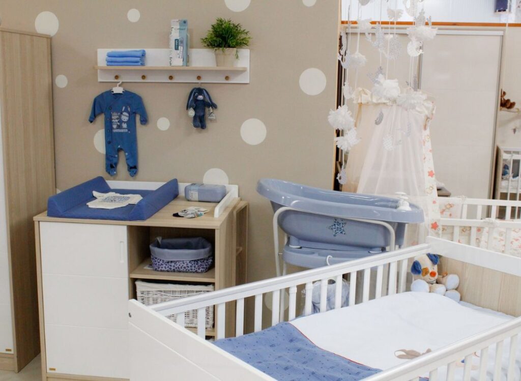 Faktum berendezett szoba, ágynemű szett