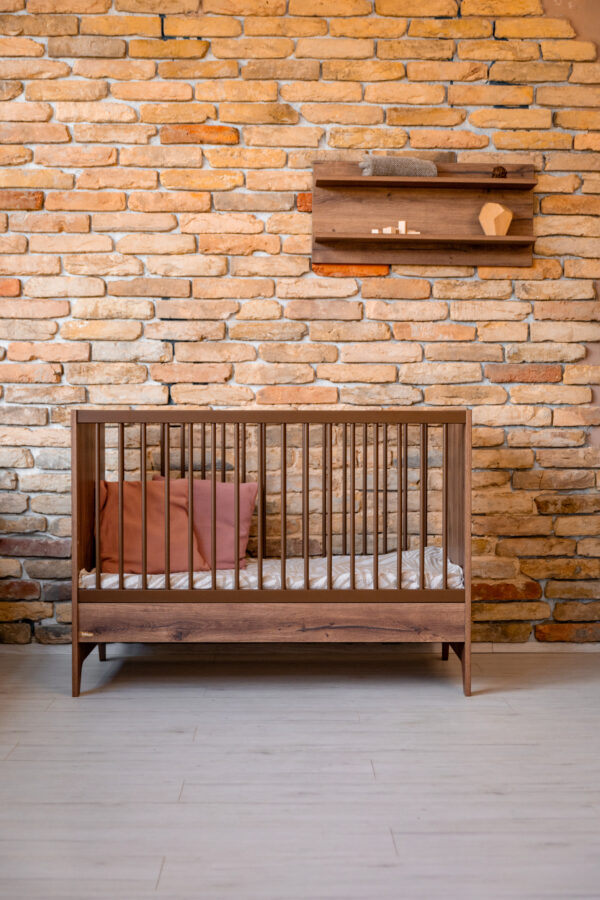 Nest Walnut átalakítható 140-es babaágy - Image 10